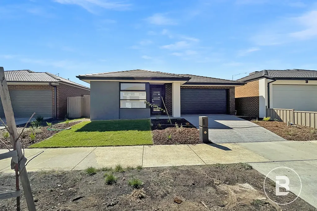 FULLY LANDSCAPED FOUR BEDROOM IN WINTER VALLEY