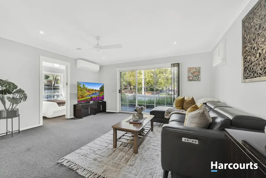 Vermont 4Moenga Spacious Family Living in Prime School Zone with Exceptional Convenience