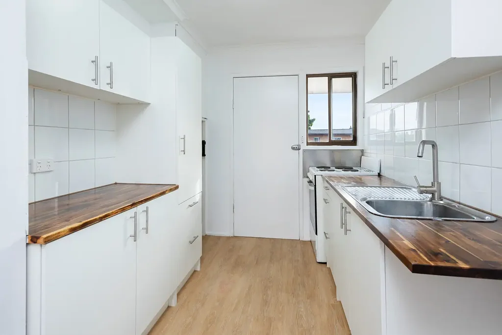 FIRST FLOOR UNIT JUST TWO STREETS FROM THE BROADWATER