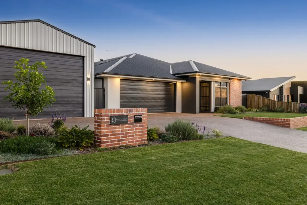 Kleinton 4બેડરૂમ Effortlessly Luxurious, Infinitely Stylish, Outstandingly Spaciousness.