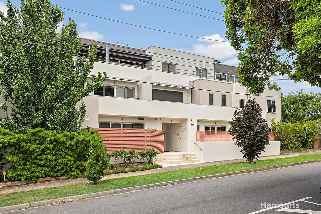 4/316 Manningham Road, Doncaster, VIC 3108