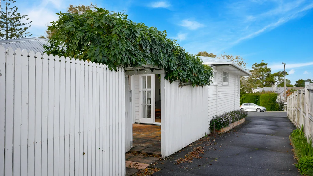 1/45 Wolsley Avenue, Milford, North Shore City, Auckland