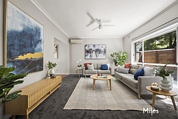 304 Waiora Road, Macleod