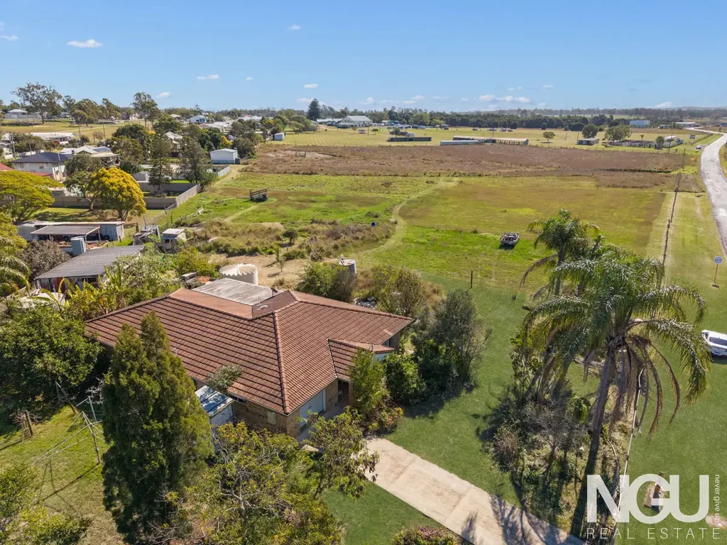 Lowood 3 Slaapkamer A Rare Lifestyle Opportunity in the Heart of Lowood