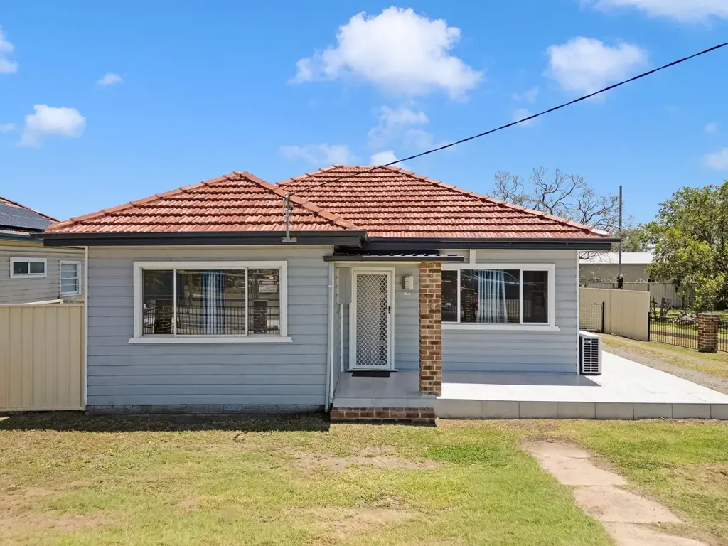 Cessnock 3房  Family Home on 2,034m² With Huge Tradie-Friendly Yard.