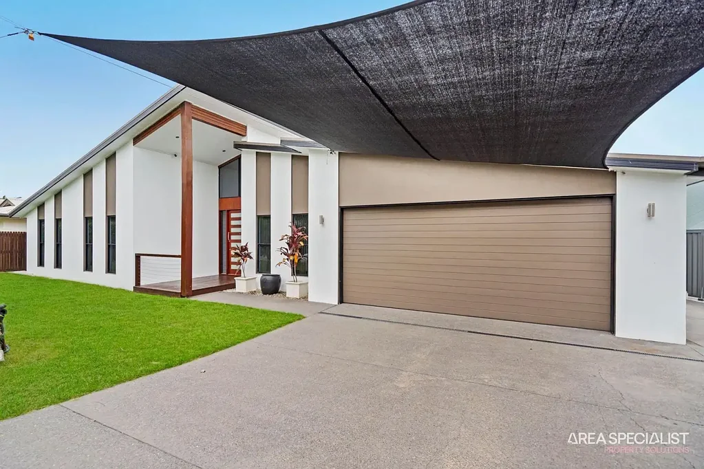 26 Emmaville Crescent, Ormeau, QLD 4208
