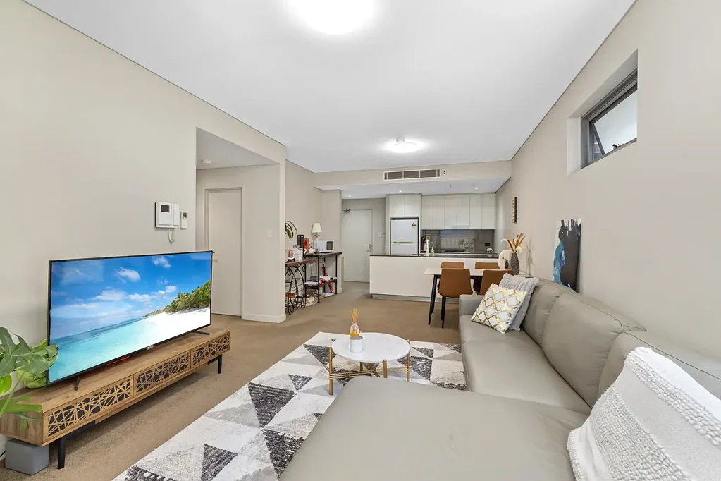 Fully Furnished or Unfurnished modern sought-after private courtyard apartment