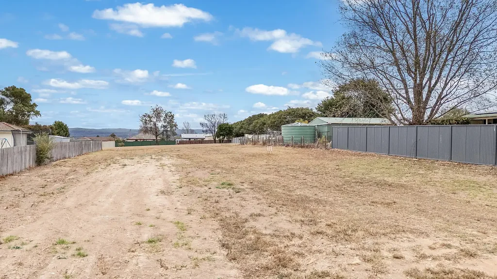 Tenterfield  Private Block with Parkside Outlook & Mountain Views