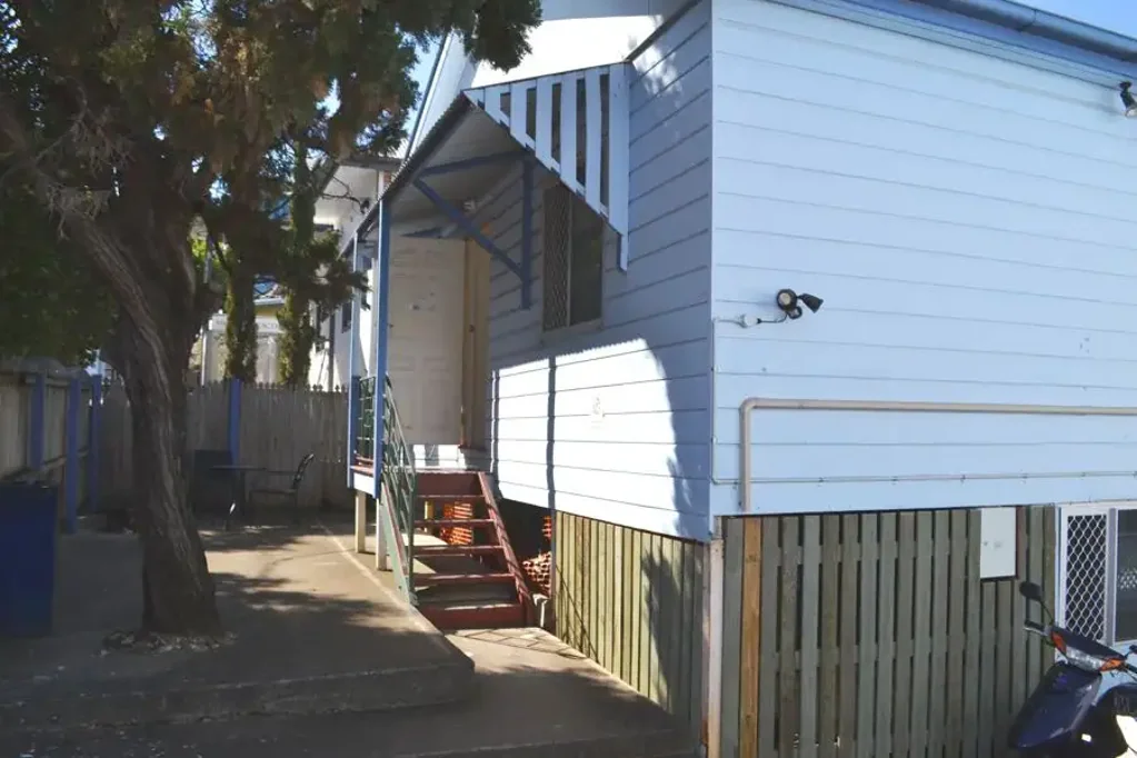 1 AVAILABLE NOW - Affordable Student Accommodation, Budget Living - Bills Inc!