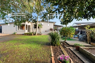 3 Tupaki Place, Pakuranga Heights, Manukau City