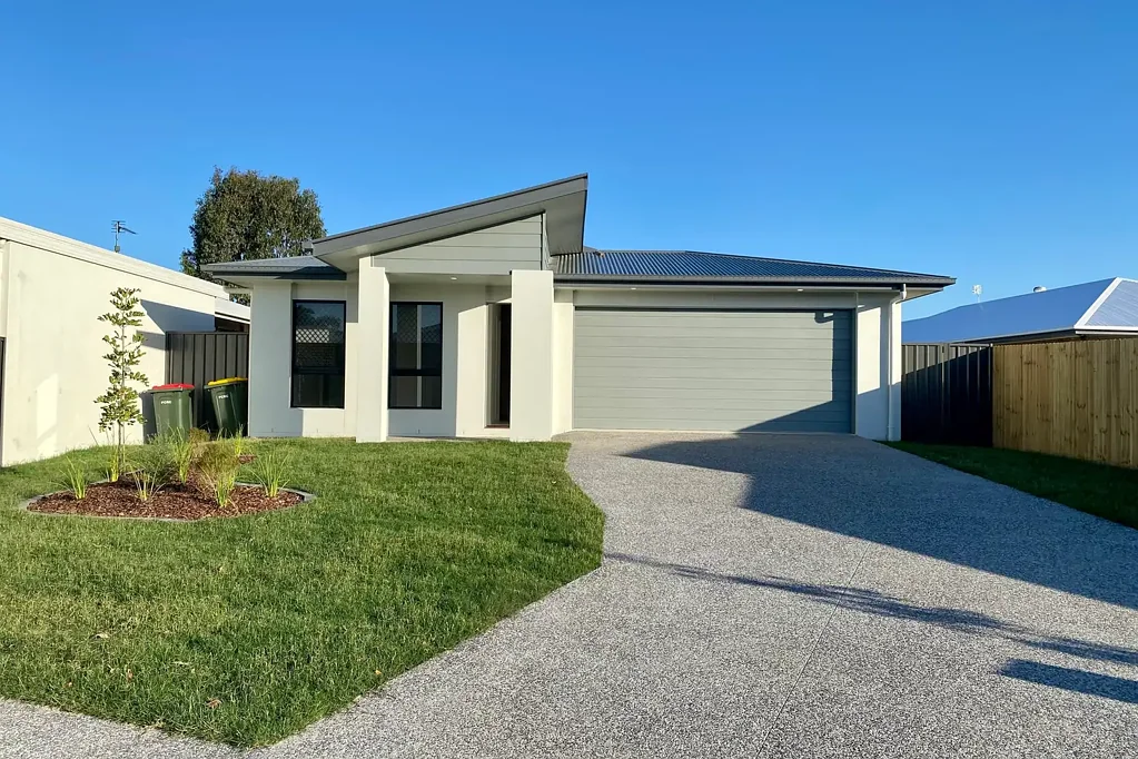 14 Satinwood Avenue, Urraween QLD 4655
