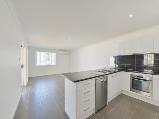 UNIT 1 9 KAPUTAR CL, NORTH TAMWORTH NSW 2340, 0房, 0浴, House