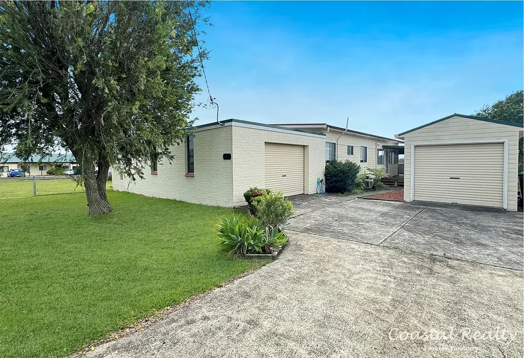 Coomba Park 3Moenga Affordable Coastal Living - Lake Views