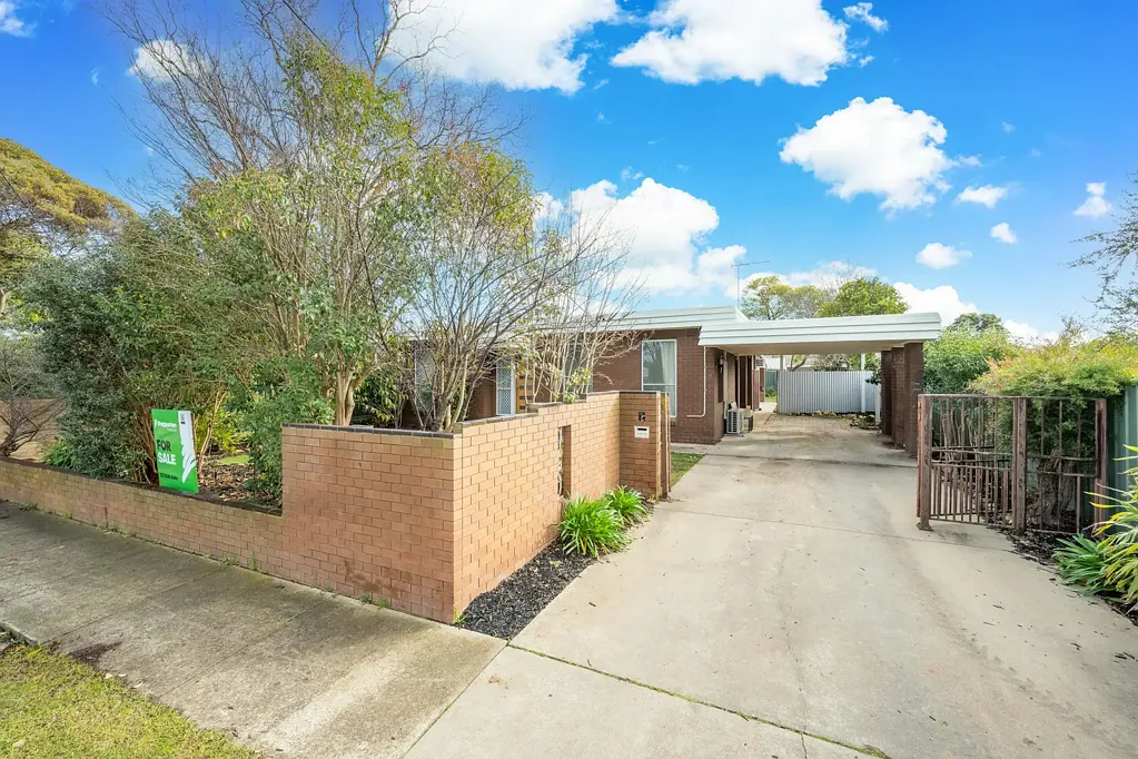 Mooroopna 4Kwarto Spacious Home in Prime Mooroopna Location!