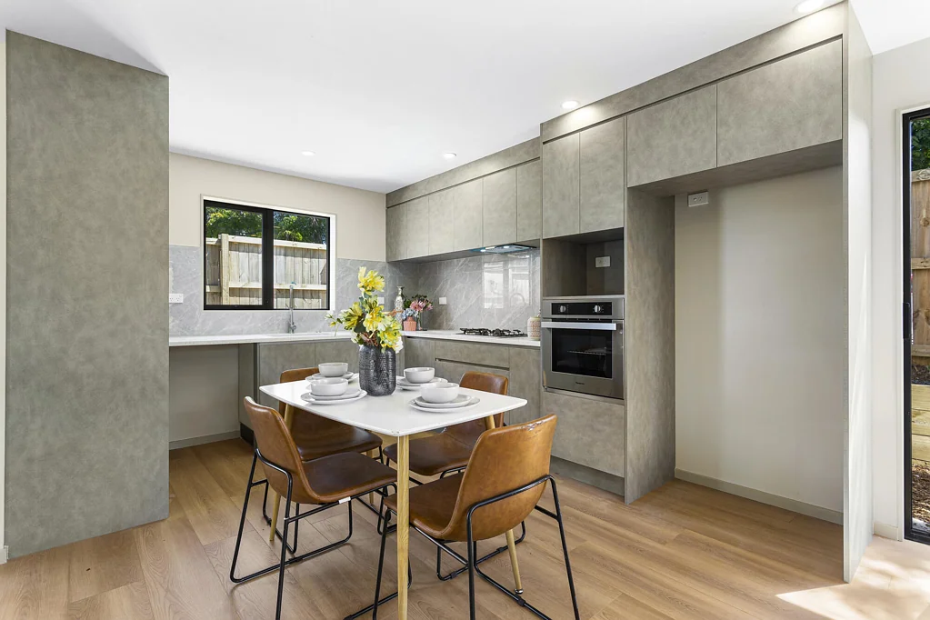Favona 4 Slaapkamer **SUPER DEAL** 4 Bed 2.5 Bath