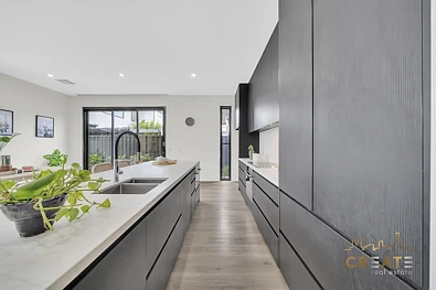 27 Alice Street, Sunshine, VIC 3020, 3房, 2浴, House