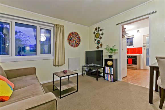 6/38 Nile Road, Milford, Auckland - North Shore, 2 Bedrooms, 1 Bathrooms