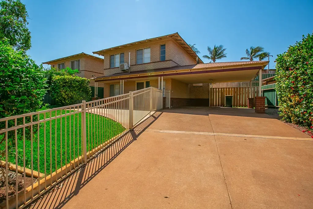 Port Hedland 3બેડરૂમ STUNNING RENOVATED TOWNHOUSE – LEASED AT AN INCREDIBLE $1,900 PER WEEK!!!