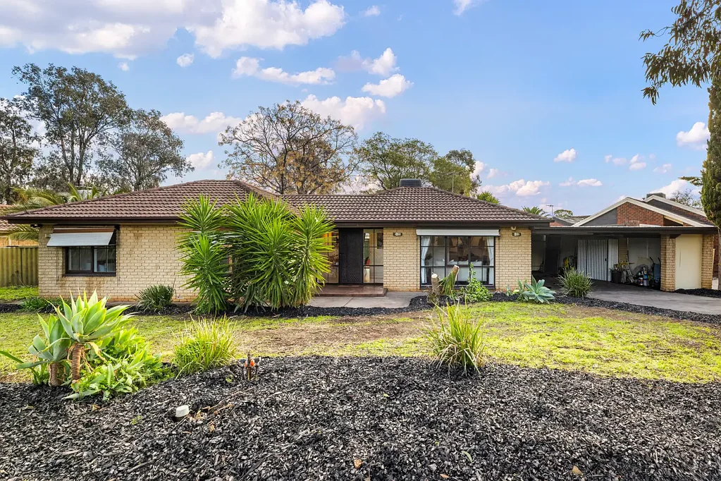 11 Francis Crescent, Salisbury Heights, SA 5109