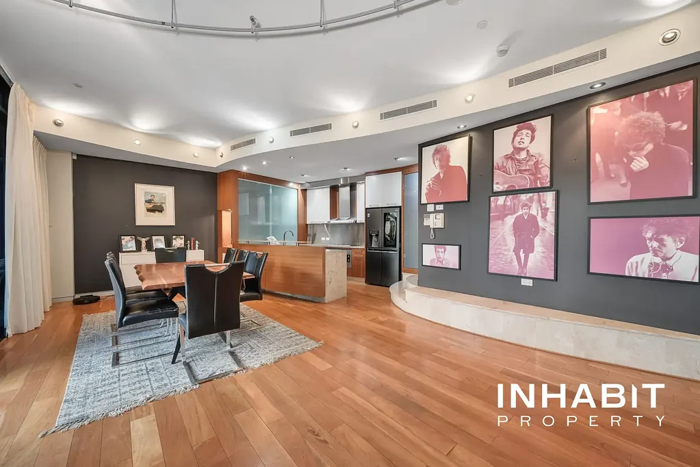 Perth 3房  Skyline Masterpiece - A Rare 290sqm 3-level Penthouse of Scale, Prestige & Presence