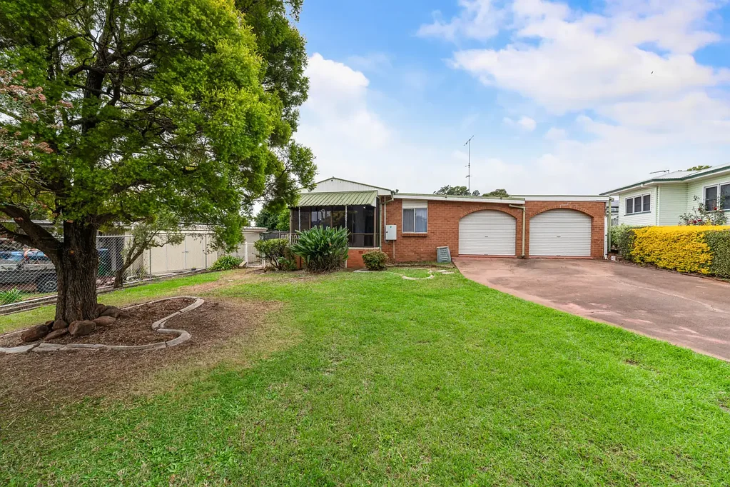 3 Bedroom Home - Refreshed and Ready!