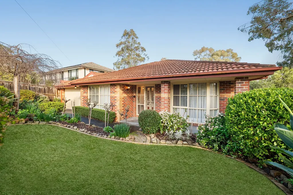 Ringwood North 3房 精心呈现的低维护住宅 A Beautifully Presented Home Designed for Low Maintenance Living