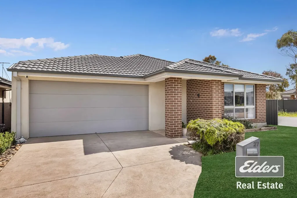 27 Willandra Boulevard, Harkness, VIC 3337