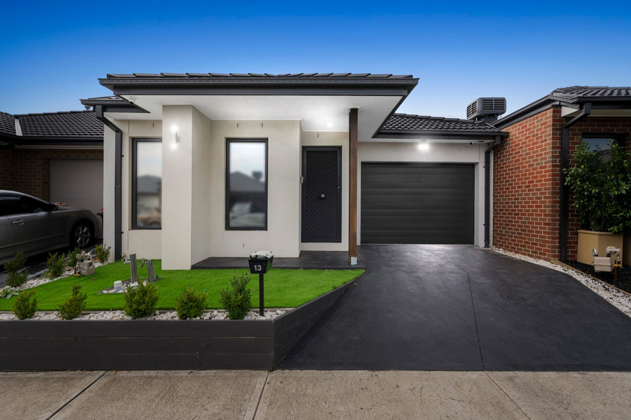 12 WROUGHTON ST, WOLLERT VIC 3750, 0房, 0浴, House