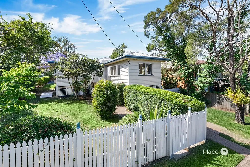 11 Seventeen Mile Rocks Road, Oxley, QLD 4075