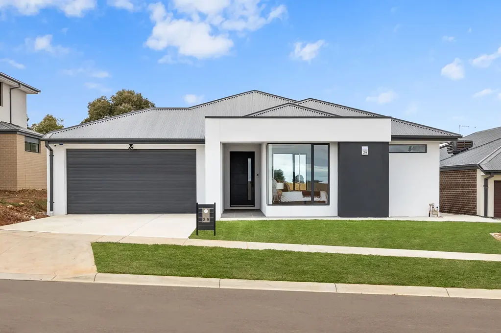 Darley 4 Bedroom Investors only - Stunning Family Home in Prime Location - 29 Grandview Crescent, Darley