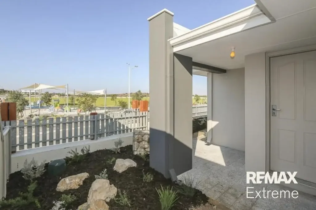 Family home in Shorehaven!