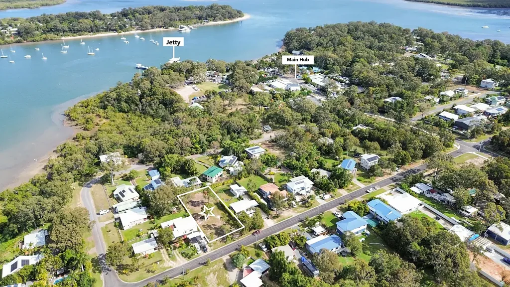 Macleay Island 1012m² Block -  Unlock Water Views