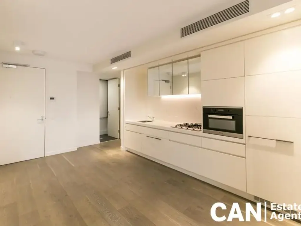 Luxury Unfurnished 2 bedroom apartment in the Heart of South Yarra
