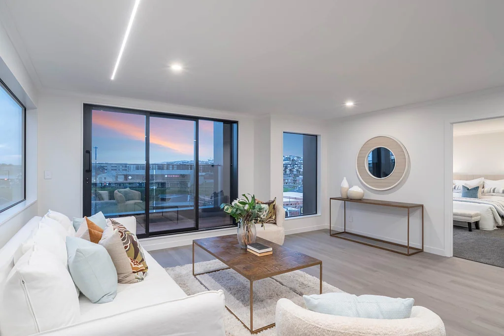 Long Bay 5 Slaapkamer Wake Up to the Coast - Vendor Says Sell