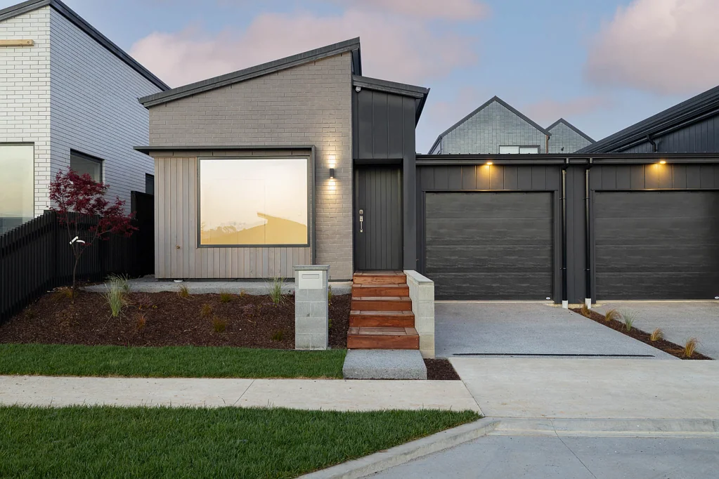 Peacocke 3房  Masterclass In Duplex Living
