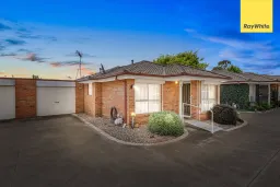 3/18-20 Henry Street, Melton