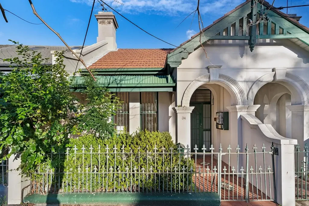 Centrally Located Three Bedroom Home | 6 month lease