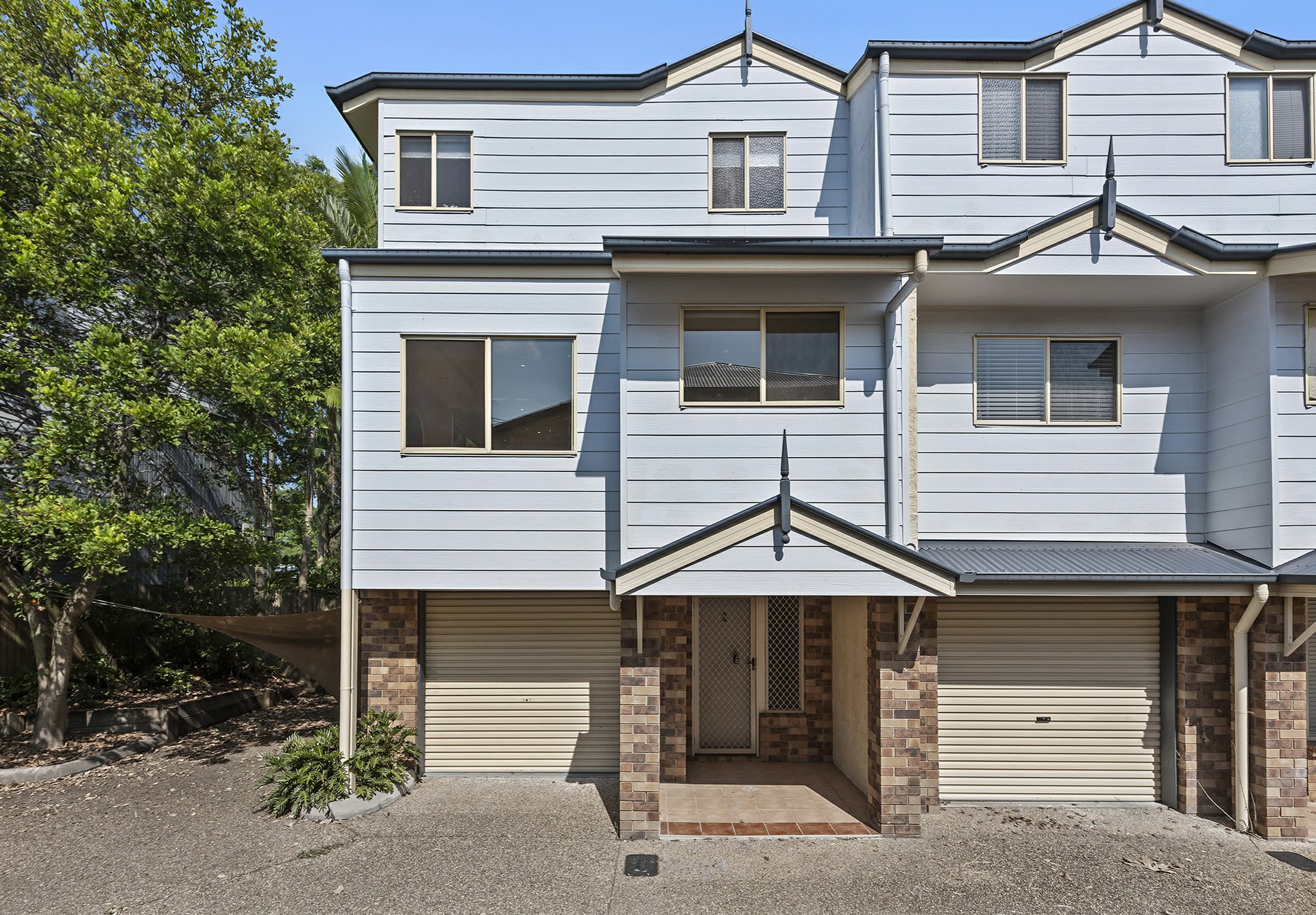 UNIT 2 164 FAIRFIELD RD, FAIRFIELD QLD 4103, 0 Schlafzimmer, 0 Badezimmer, Townhouse