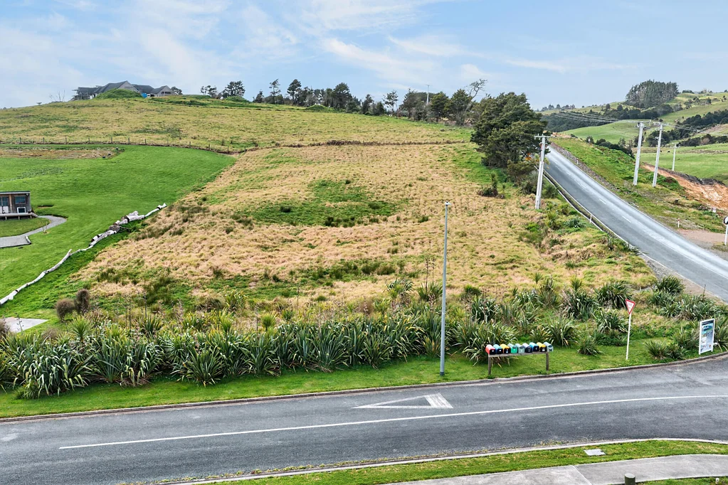 Paparoa Vendors Open to all Offers