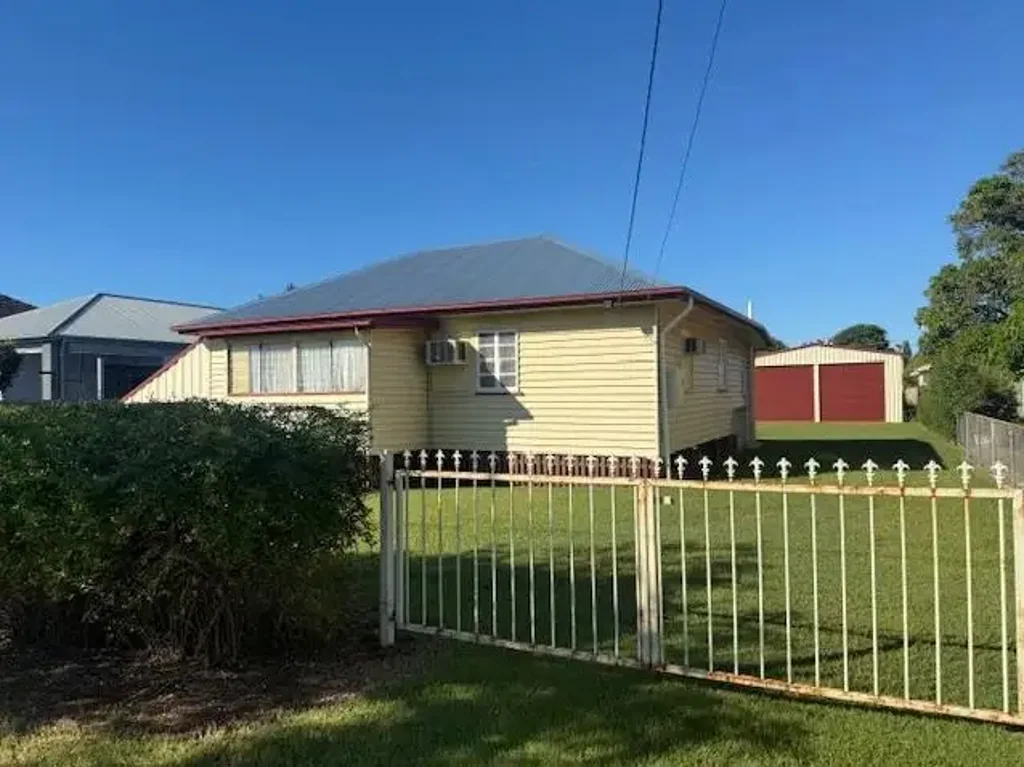 5 Frank Street, Scarborough, QLD 4020