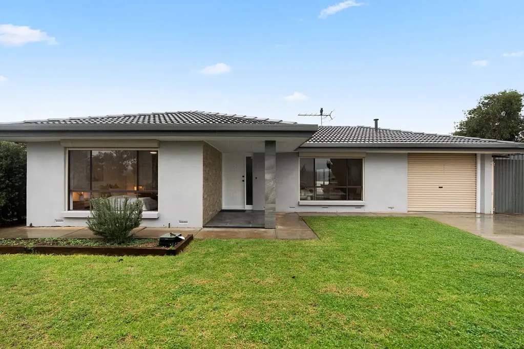 Willaston 4कमरा Fully Renovated with Detached Accommodation on a Corner Allotment