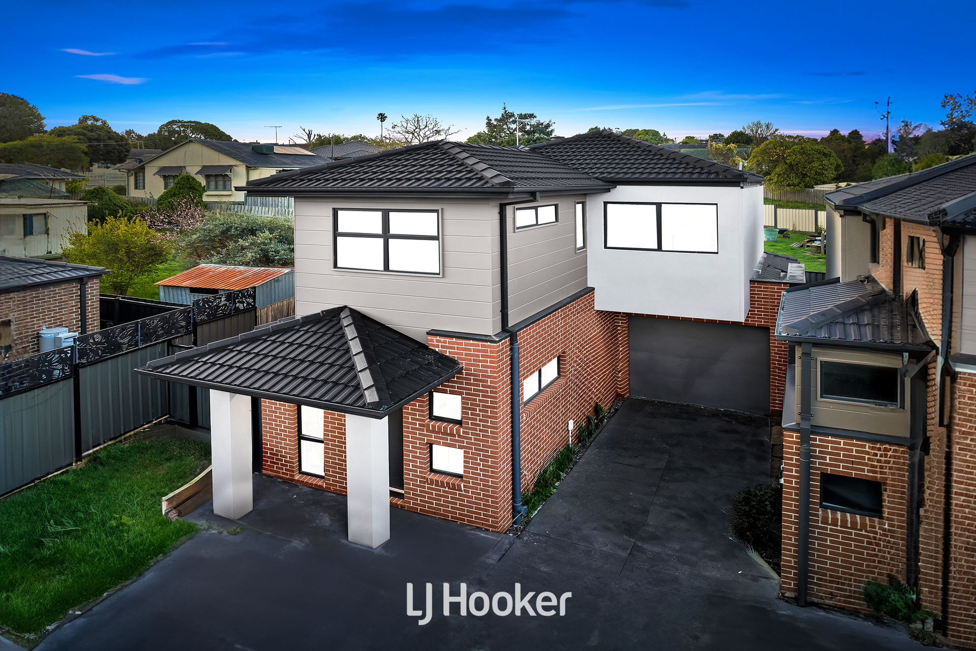 98 PAPERBARK ST, DOVETON VIC 3177, 0 habitaciones, 0 baños, Townhouse