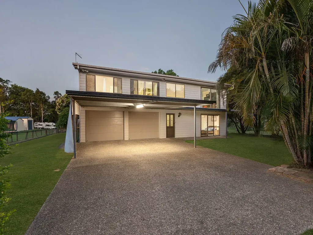 75 South Queensborough Parade, Karalee, QLD 4306