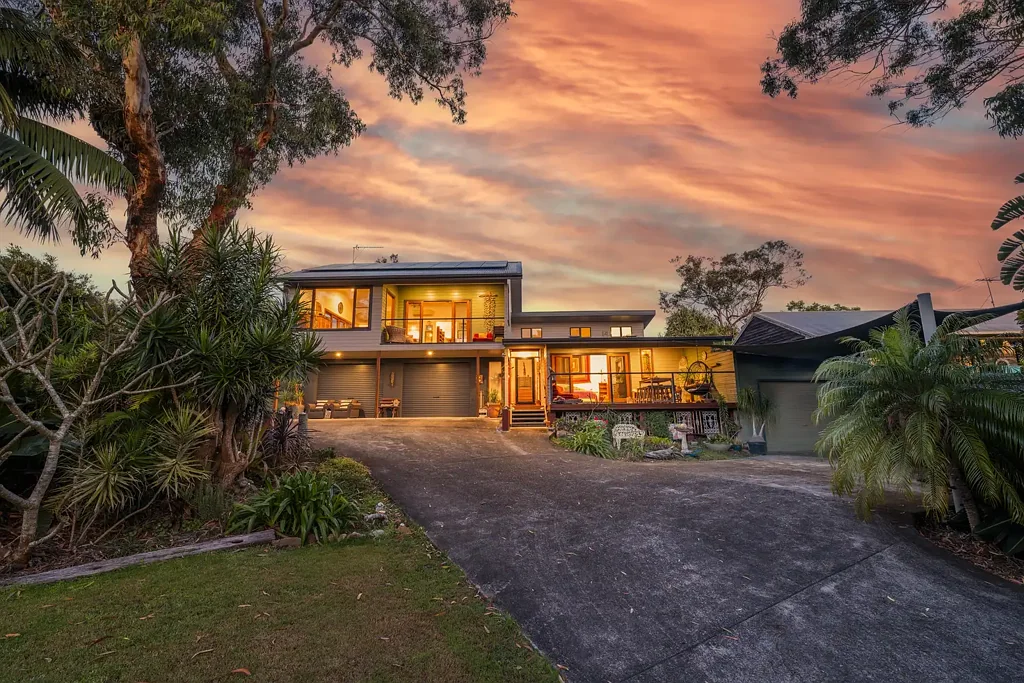 Red Rock 3房  LOADS OF SPACE, CLOSE TO BEACH & ESTUARY