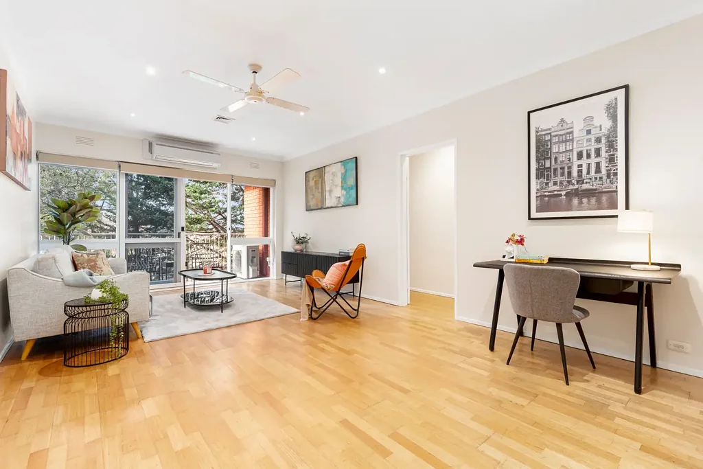 Caulfield North 2ਬੈੱਡਰੂਮ Light & Bright with a Spacious Layout, Amenities Galore Nearby