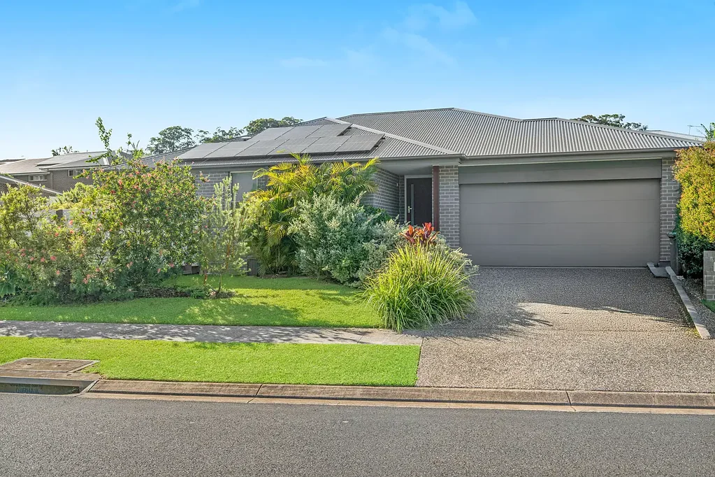 262 Crestwood Drive, Port Macquarie, NSW 2444