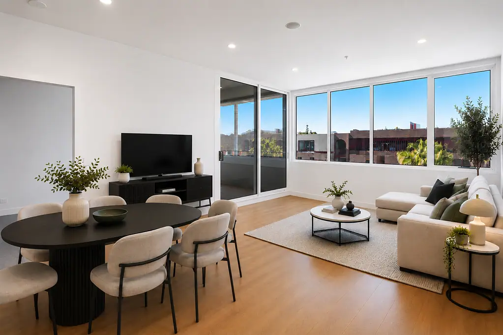 Luxury Apartment with Study in Prestigious Ashbury Terraces
