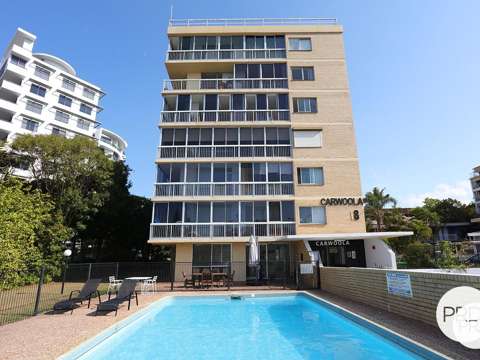 Southport 2 Bedroom Top-Floor 2-Bedroom Unit with Stunning Views