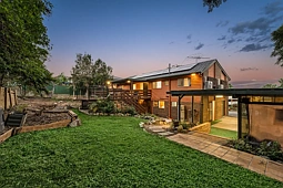 28 Olympus Court, Eatons Hill