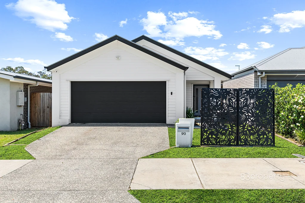 90 Pebble Creek Way, South Maclean, QLD 4280